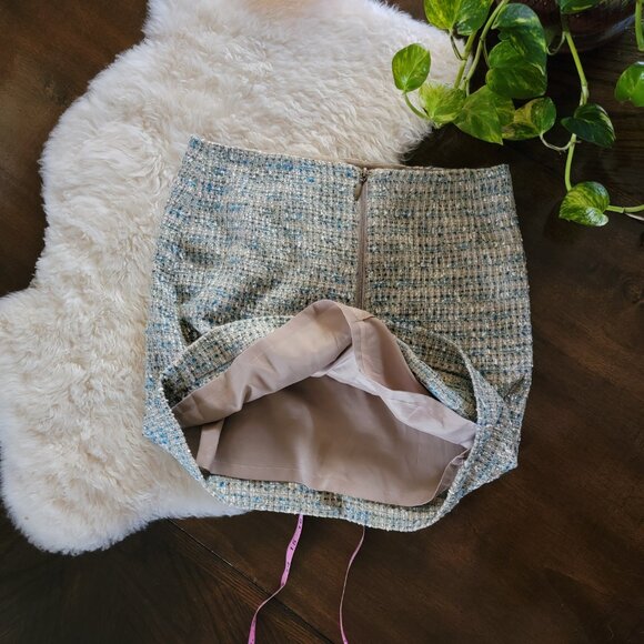 Ann Taylor Gold and Blue Boucle Skirt Size 6 - Picture 3 of 7